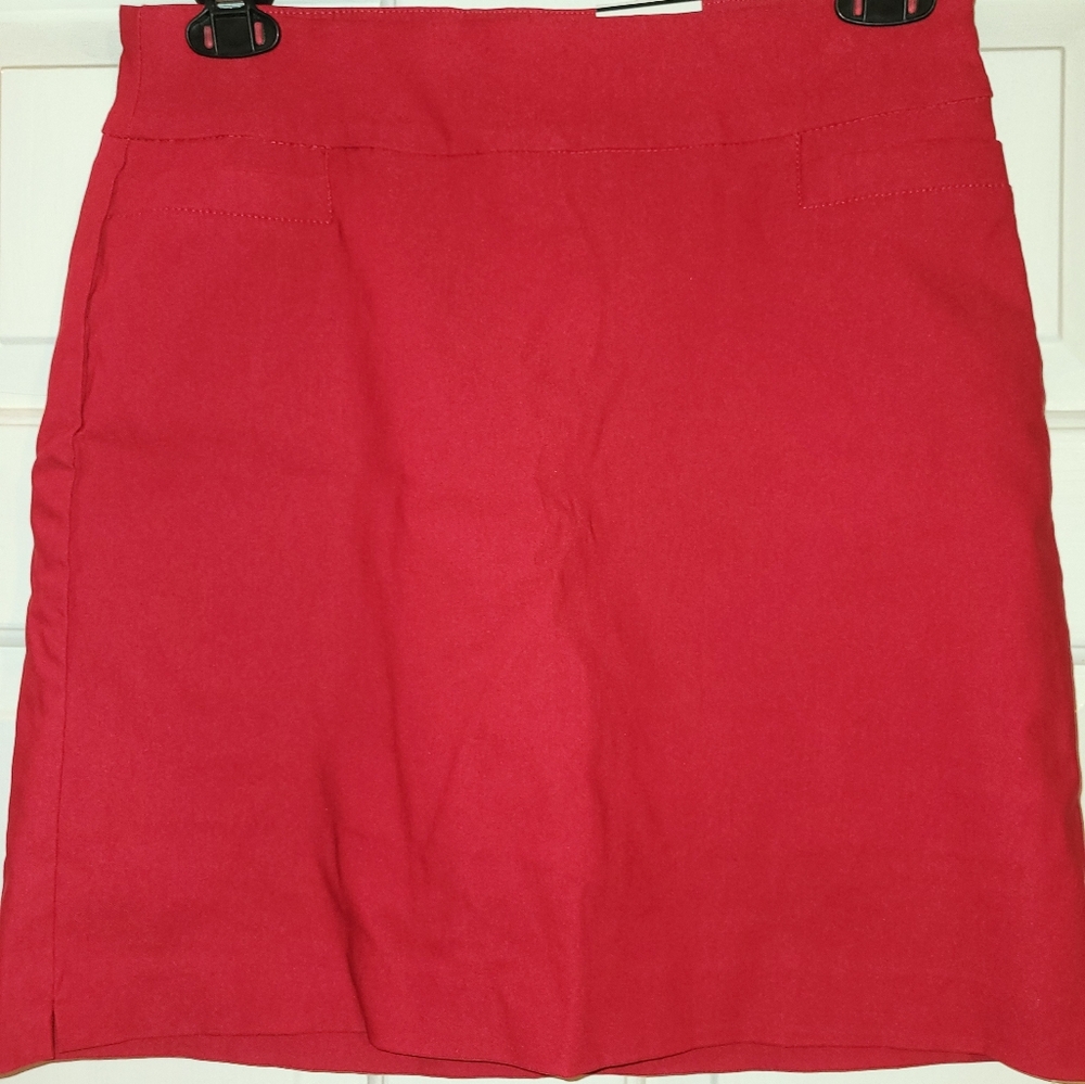 Kim Roger's red skort size 8
